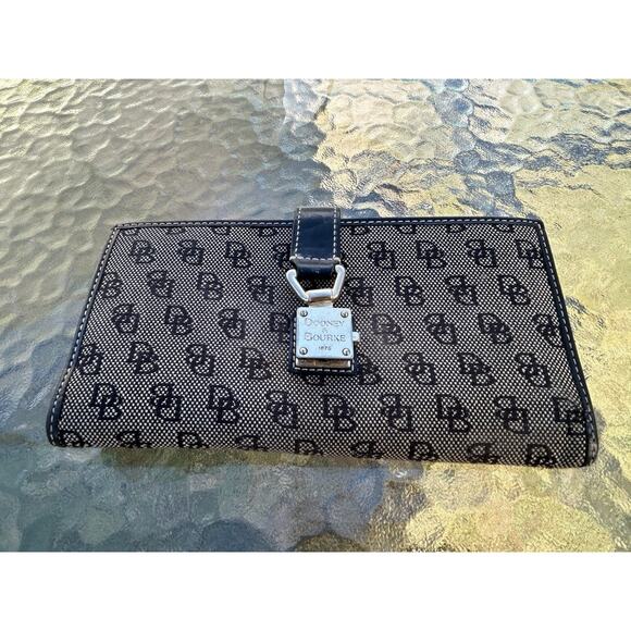 Vtg Dooney & Bourke Trifold Checkbook Wallet Clutch. - Picture 1 of 5